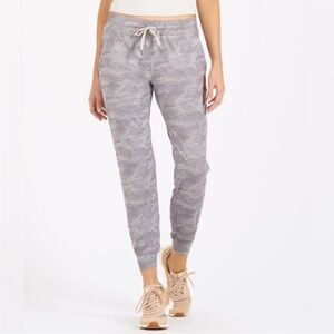 Vuori Women's Gray Camo Joggers